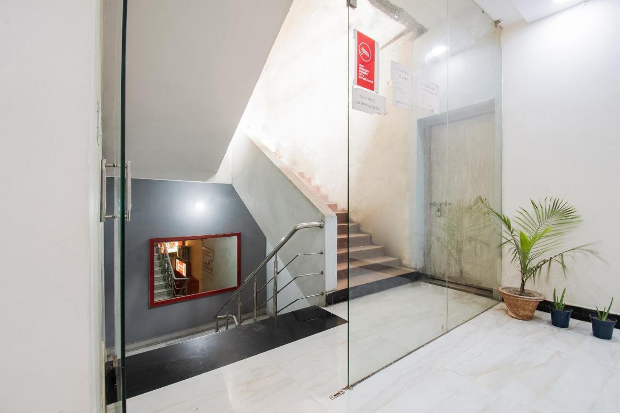 Oyo 44287 Hotel Aarav Plaza Muzaffarpur Ngoại thất bức ảnh