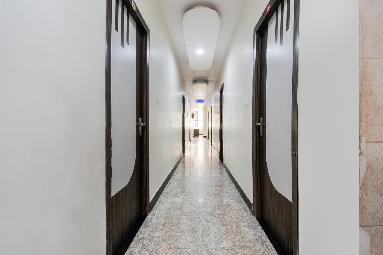Oyo 44287 Hotel Aarav Plaza Muzaffarpur Ngoại thất bức ảnh